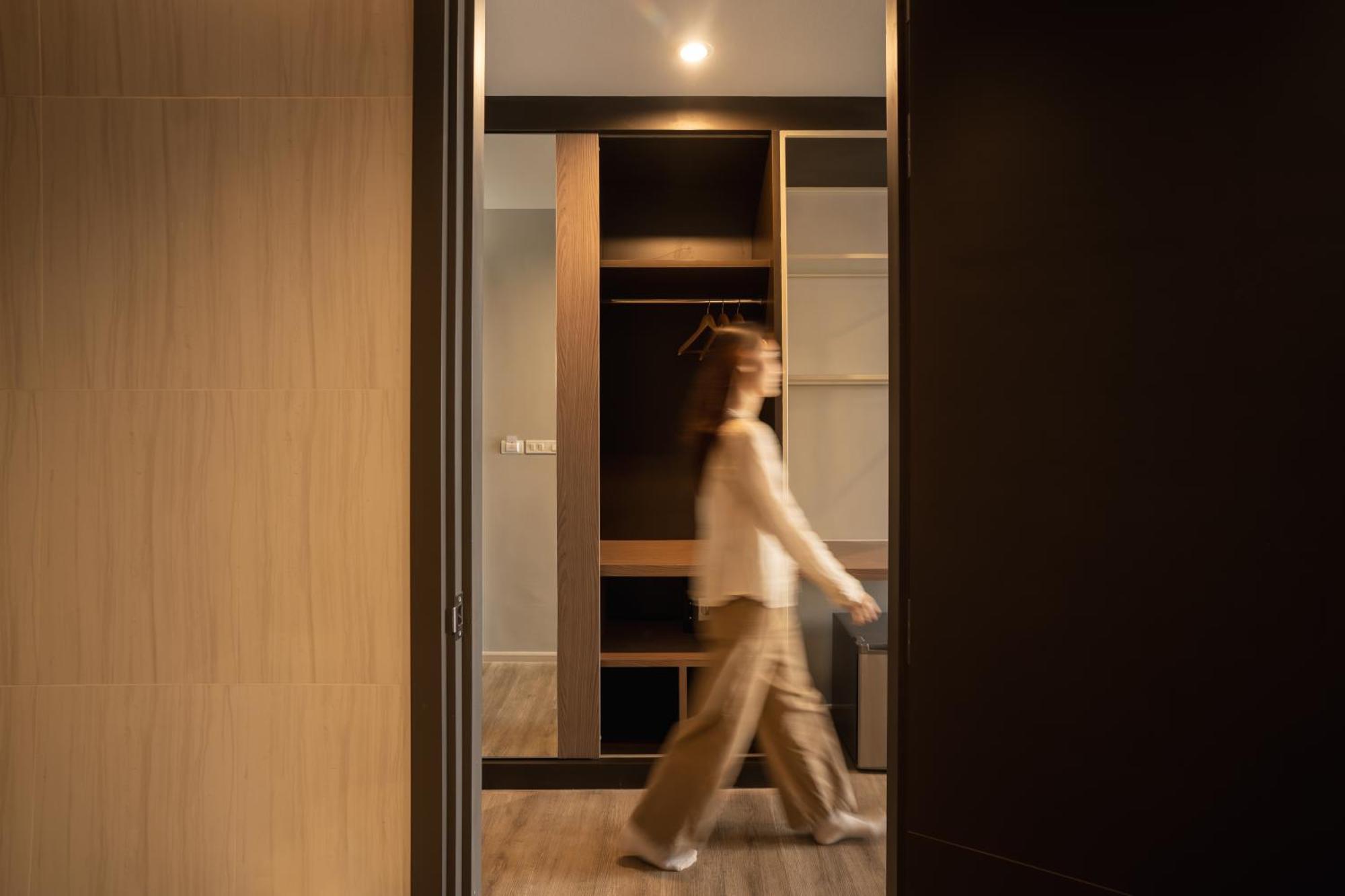 The Rise Suites Hotel, Chiang Mai - Sha Extra Plus Luaran gambar