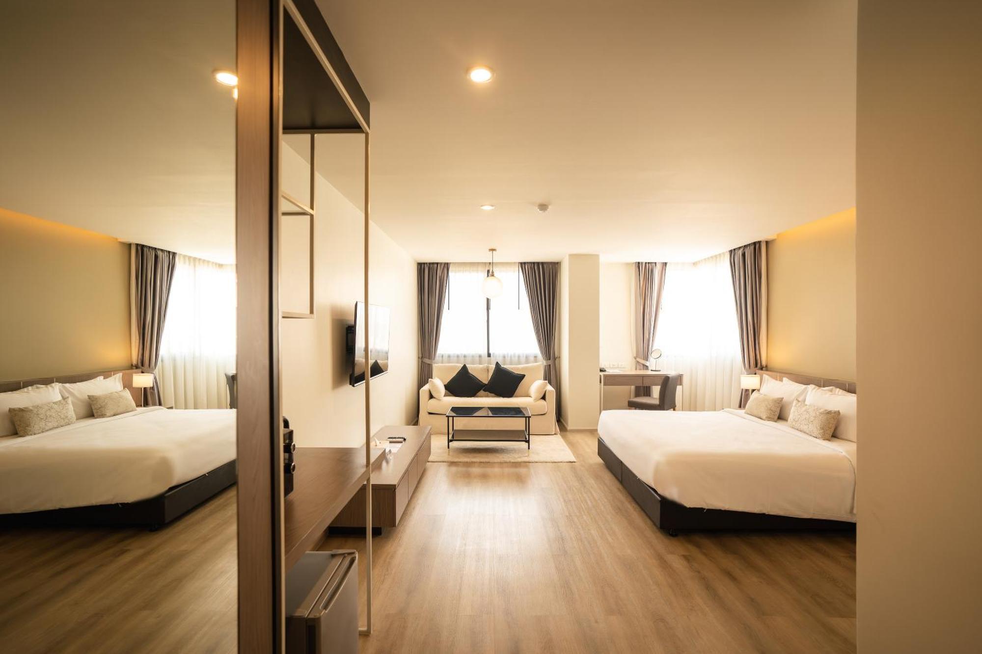 The Rise Suites Hotel, Chiang Mai - Sha Extra Plus Luaran gambar